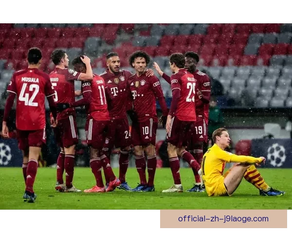 从多赛季欧冠对阵拜仁看梅西竞技稳定性的演变轨迹与球队环境影响分析