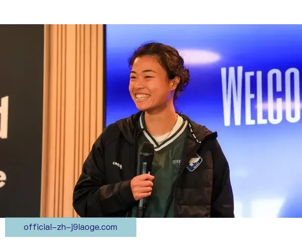 赵瑜洁随队夺得丹麦女足超级联赛冠军荣誉为中国女足新篇章添彩